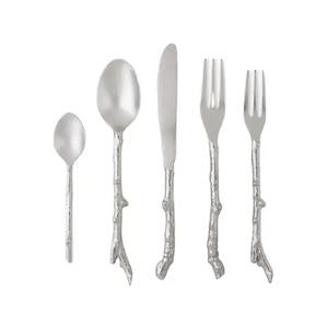 Juego de Cubiertos Elegantes de Acero Inoxidable de Primera Calidad, Aptos para Lavavajillas, Higiénicos y Fáciles de Limpiar, para Cocina Moderna y Uso en Fiestas - Product Image 1