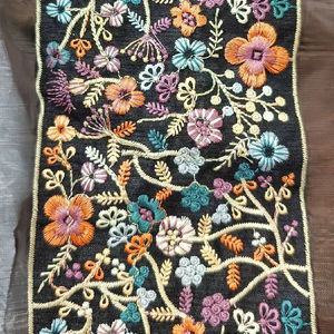 Elegante encaje bordado floral colorido para proyectos de moda, decoración del hogar y artesanía - Product Image 6