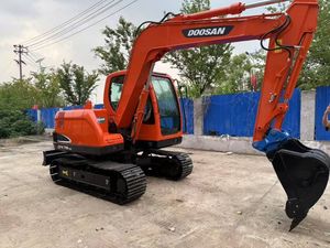 รถขุดขนาดเล็ก Doosan DX75-5B 6 ตัน แบบตีนตะขาบ พร้อมปั๊มไฮดรอลิก สำหรับงานขุดดิน จัดสวน และก่อสร้าง - Product Image 6