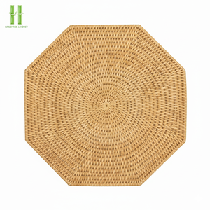 Tendance du moment : Assiette de présentation murale bohème en bambou écologique, motif floral, 35 cm de diamètre, faite à la main au Vietnam - Product Image 2
