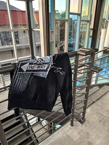 เสื้อฮู้ดดี้ผ้าฟลีซคอตตอน 100% พรีเมียม เนื้อผ้านุ่ม ระบายอากาศได้ดี ทรงปกติ ใส่สบายในฤดูร้อน เหมาะสำหรับใส่ทุกวัน ดีไซน์ทันสมัย สไตล์ลำลอง มีกระเป๋า - Product Image 4