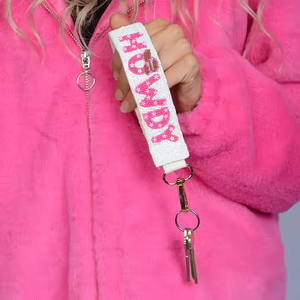 Porte-clés personnalisé brodé de perles et de sequins, bracelet de poignet, accessoires de sac pour maman, professeur, jour de match, Howdy - Product Image 3