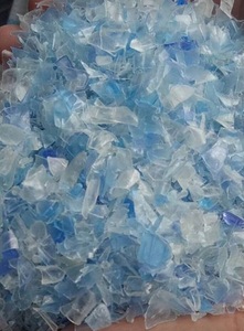 Matériau de recyclage de plastique en provenance de bouteilles PET recyclées pour le moulage de fibres, de profilés et d'équipements sportifs à vendre - Product Image 6