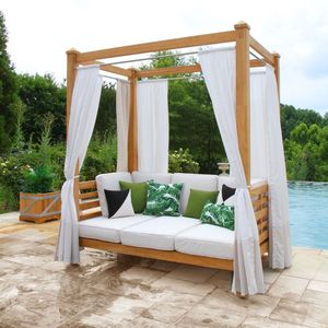 Cama de Exterior Moderna con Toldo de Teca y Cojines Suaves – Tumbona de Lujo para el Borde de la Piscina - Product Image 1