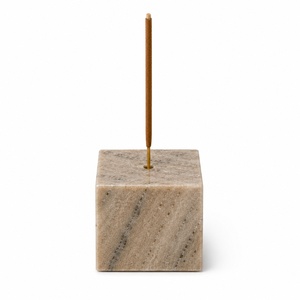 Porta Incienso Decorativo Marrón Beige de Mármol Morchuna, Quemador de Incienso Cuadrado en Forma de Cubo, Accesorio Moderno para Decoración de Mesa - Product Image 1