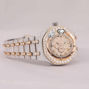 Reloj de Lujo Tonneau con Diamantes, Correa de Acero Inoxidable en Oro Rosa, Cuarzo Analógico para Hombre, 40 mm, Cierre Desplegable - Product Image 4