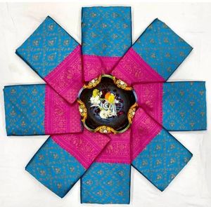 Sari en soie Banarasi au design unique, avec tissage jacquard lourd, idéal pour les mariages, les fêtes et les célébrations, disponible à prix avantageux. - Product Image 4