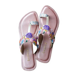 Sandalias Kolhapuri para Mujer, Diseño Único, Precio Económico, Venta al por Mayor, Nueva Llegada - Product Image 1