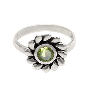 Natural Peridot Gemstone Cocktail Flower Green <b>Ring</b> <b>Crafted</b> From 925 Sterling Silver Handmade Round Cut Gemstone Boho Jewelry - Product Image 1