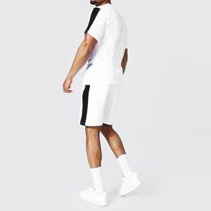Conjunto de Camiseta Roja de Cuello Redondo y Pantalones Cortos Negros para Hombre, Ropa Deportiva Informal, Transpirable y de Secado Rápido para Verano - Product Image 3