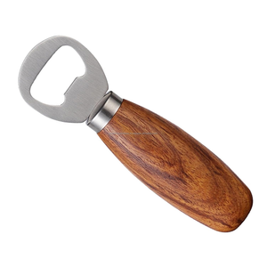 Ouvre-bouteille portable en bois avec insert en acier inoxydable pour la bière et le barman - Product Image 3