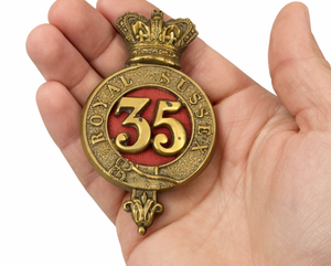 ตราสัญลักษณ์หมวกกลองการ์รี กองทหารรอยัลซัสเซ็กซ์ที่ 35 สไตล์วินเทจ - Product Image 1