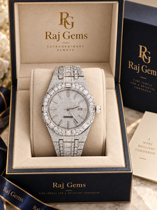 สร้อยข้อมือ Raj Gems Iced Moissanite Quartz Glass กันน้ำ 10 บาร์ ทำจากสแตนเลสสตีล ขนาด 20 มม. ตัวเรือนแบบอนาล็อก ขนาด 41 มม. พร้อมตัวล็อคแบบซ่อน - Product Image 1