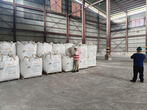 Hydroxyde de Calcium / Chaux Hydrolysée / Chaux Hydratée / Ca(OH)2>90% à Prix d'Usine Nam Thang pour le Traitement des Eaux Usées - Product Image 3