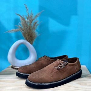 Chaussures en daim de chèvre en gros, cuir véritable et semelle en caoutchouc, durables, confortables et souples - Product Image 4