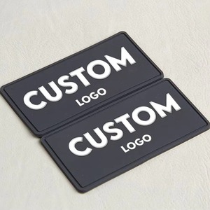 Patch rectangulaire 3D en PVC souple pour vêtements, logo et étiquette en caoutchouc brodés et gaufrés sur mesure, patchs pour vêtements - Product Image 6