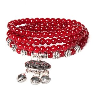 Bracciale alla Moda con Perle di Agata Rossa e Chiusura di Qualità, Elegante Accessorio Statement - Product Image 2