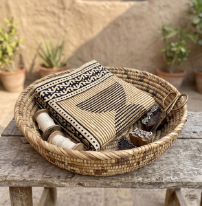 Pañuelo Bandana Cuadrado de Algodón Suave con Estampado Floral Hecho a Mano al por Mayor para Hombres y Mujeres, Transpirable y Duradero para Exteriores - Product Image 4