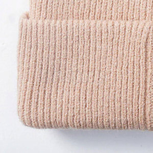 Gorros de invierno para uso diario, cómodos gorros de punto para hombres y mujeres, actividades al aire libre y uso casual. - Product Image 4