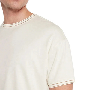 เสื้อยืดผู้ชายผ้าฝ้าย 100% เนื้อหนา หรูหรา ทรงโอเวอร์ไซส์ ไหล่ตก ออกแบบโลโก้ได้ตามต้องการ ทรงบ็อกซี่ เสื้อยืดผ้าฝ้ายเปล่า - Product Image 6
