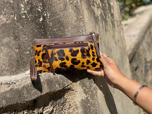 Cartera de mano de cuero con herramientas para mujer, monedero con pelo, elegante, de cuero - Product Image 3