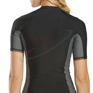 T-shirt de compression pour femme, sur mesure, OEM, séchage rapide, vêtements de sport athlétiques pour la gym, l'entraînement et les activités physiques - Product Image 4