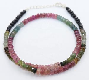 Collar de Cuentas de Turmalina Facetadas en Forma de Rondelle de 4 mm y 15 Pulgadas, Hecho a Mano y Minimalista - Tienda de Gemas India - Product Image 1