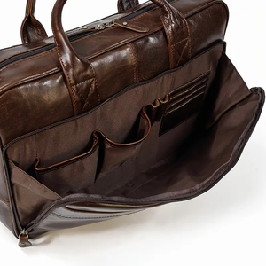 Bolsos de cuero genuino para portátiles, bolsos de cuero elegantes y a la moda para hombre, de la mejor calidad, con logotipo personalizado, bolso de viaje de cuero de lujo. - Product Image 4