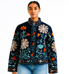 Veste courte d'hiver en velours Suzani |   Veste décontractée réversible à col montant, brodée à la main, respirante et écologique - Product Image 2