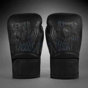 Guantes de Boxeo HOMIZON ENTERPRISES de Alta Calidad OEM en Negro y Plata, Material MMA, Cierre Ajustable con Gancho y Bucle, Protección - Product Image 3