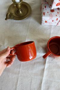 Juego de Tazas de Café de Cerámica Moderna con Esmalte de Colores Vibrantes, Forma Compacta, Asa Fácil de Agarrar, Construcción de Pared Gruesa y Duradera para el Té Diario - Product Image 2