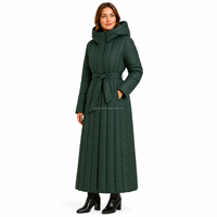 Vente en gros de manteaux longs matelassés pour femmes, sur mesure, avec capuche épaisse, en duvet, chauds pour l'hiver, OEM, export en gros d'usine
