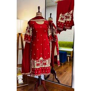 Ensemble haut-bas pour femme de créateur avec belle Dupatta pour la fête - Product Image 1