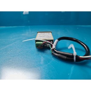 Controlador de Flujo de Precisión TOKYO KEISO FCA-1R Usado Como Está, Piezas de Equipos de Semiconductores Legados - Product Image 1
