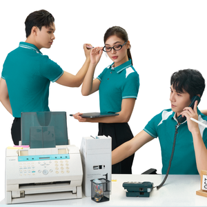 Người Đàn Ông Thanh Lịch Của Tương Phản Vai Polo Áo Sơ Mi 65/35 Mềm Mại & Colorfast Cho Văn Phòng Đồng Phục & Sự Kiện Đơn Đặt Hàng Bán Buôn Nhanh Chóng Quay Vòng - Product Image 1