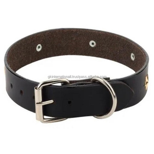 Collar de piel de vaca para perro, Accesorio clásico de color negro con 1 fila de estrellas chapadas en níquel y anillo de hebilla pesada - Product Image 2