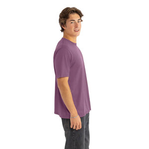 Camiseta de Alta Calidad para Hombre, Cuello Redondo, Ajustada, de Gamuza, Marca Next Level Apparel - Product Image 3