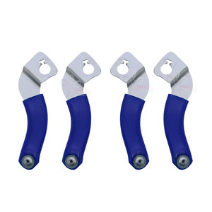 Plaquettes antidérapantes pour sabots de cheval en acier inoxydable, couleur personnalisable, poignée à adhérence sécurisée, durables pour l'équitation - Product Image 1