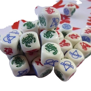 SIDED HANDMADE RESIN PATTERN ECO-friendly Portable 6 Sided Acrylic Round Corner Standard Game D6 Dice for Yahtzee Game - Product Image 6