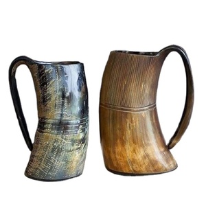 Tasse en corne naturelle de buffle viking et tasse en corne de bière - Product Image 1