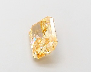 Diamant Jaune Orange Intense Fantaisie Radiant de 1,07 Carat, Clarté VVS2, Polissage EX, Pierre Précieuse Unique de Laboratoire CVD, Pierre de Bijou Unique - Product Image 2
