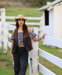 <b>Vintage</b> Western Brown Color SOLID Print Quilted Vest Contrast Hawaiian Jacket Leaf Motif Sleeveless V Neck For Daily Wear - Product Image 1