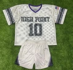 ชุดยูนิฟอร์มฟุตบอลแบบกำหนดเอง เสื้อและกางเกงขาสั้นระบายอากาศ แห้งเร็ว ชุดทีมมืออาชีพ คุณภาพสูง ผลิตจากโรงงานชุดกีฬา - Product Image 4