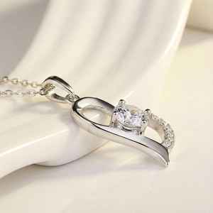 Pendentif en zircon, collier en argent sterling 925 fait main avec pierres précieuses, bijoux bohèmes élégants, cadeau unique pour femmes - Product Image 2