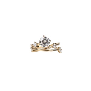 Anillo de banda curva con diamantes cultivados en laboratorio de doble banda y corte redondo para mujer, oro macizo de 14K, regalo moderno de compromiso para novia - Product Image 1