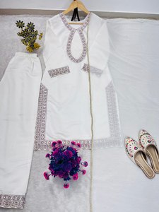 Conjunto de Kurta y Pantalón de Seda Romana Premium con Bordado y Lentejuelas, y Dupatta de Encaje de Georgette Sintética, Ropa Étnica para Mujer - Product Image 6