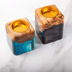 เครื่องเผาธูปศิลปะทำจากเรซินไม้จันทน์ธรรมชาติอันหรูหราที่เก็บธูปสำหรับศาสนาแบบดั้งเดิมอาหรับ - Product Image 1