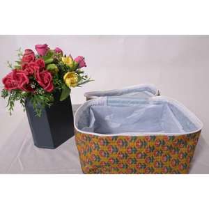 Bolsa de Cosméticos Grande Acolchada de Algodón con Estampado Floral, Organizador de Maquillaje Hecho a Mano, Bolsa de Aseo de Viaje con Cierre de Cremallera - Product Image 5