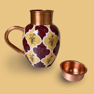 Carafe à eau décorative en cuivre et émail, vaisselle en métal faite à la main pour la maison et la cuisine, avec 2 verres - Product Image 2