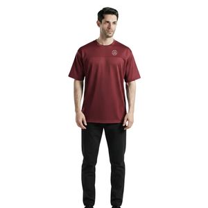เสื้อยืดโอเวอร์ไซส์สีแดงเลือดหมูสำหรับผู้ชาย ผ้าฝ้ายพรีเมียม ระบายอากาศได้ดี นุ่ม สวมใส่สบาย ทรงหลวม เหมาะสำหรับออกกำลังกาย ฟิตเนส ฝึกซ้อม ชุดลำลอง สตรีทแวร์ รับผลิตแบบ OEM - Product Image 1